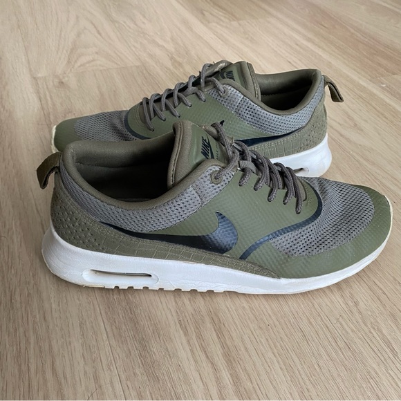 Nike Air Max Thea - Picture 3 of 3